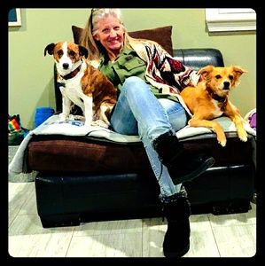 Meet your Posher, Lorraine